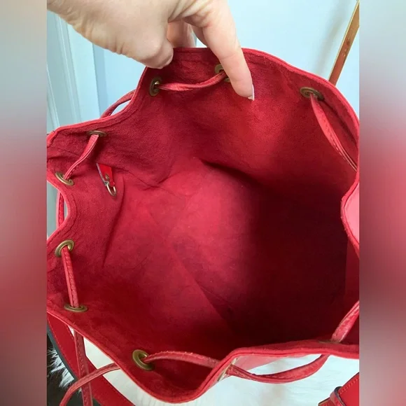 ❌SOLD❌1996 authentic red Epi leather Petit Noe bucket bag - Picture 14 of 17